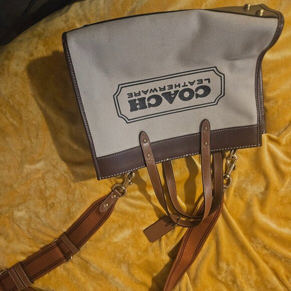 Coach field tote shoulder bag - Picture 1 of 4